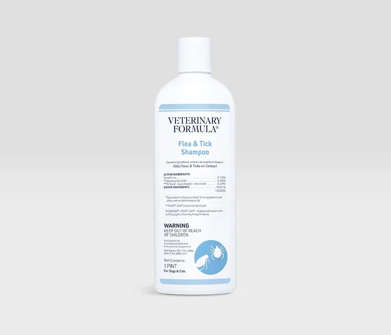 Champú antipulgas y garrapatas de fórmula veterinaria Synergy Labs para perros y gatos