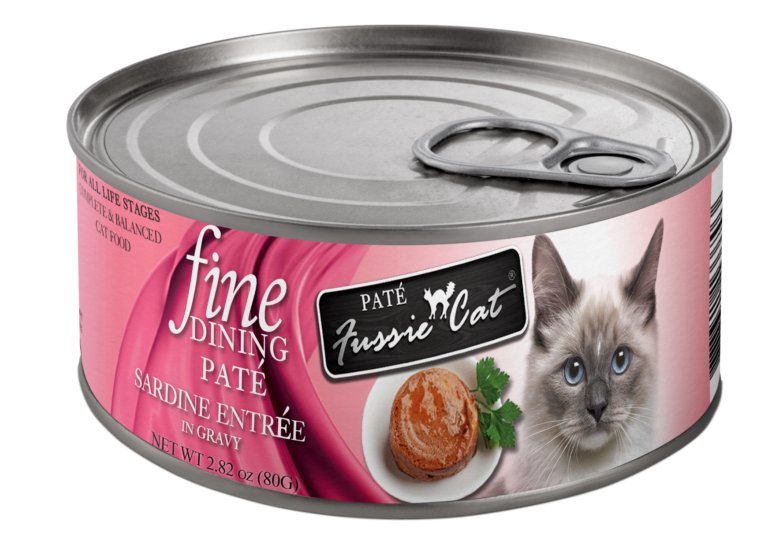 Fussie Cat Wet Cat Food Fine Dining Paté Sardine Entrée in Gravy